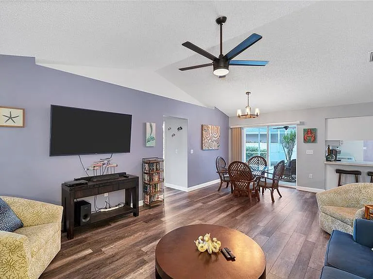 5219 Inverness Dr — Photo 22