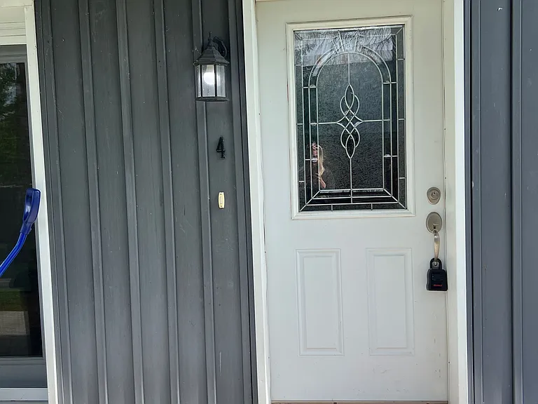 19 Queen St #4 — Photo 4