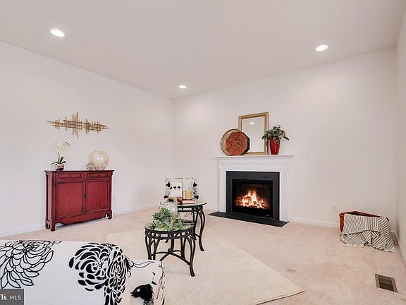 5th image of 108 Addie Ct