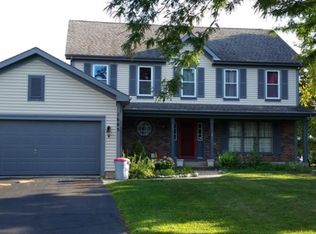 1005 Bedford Ct, Elgin, IL 60120