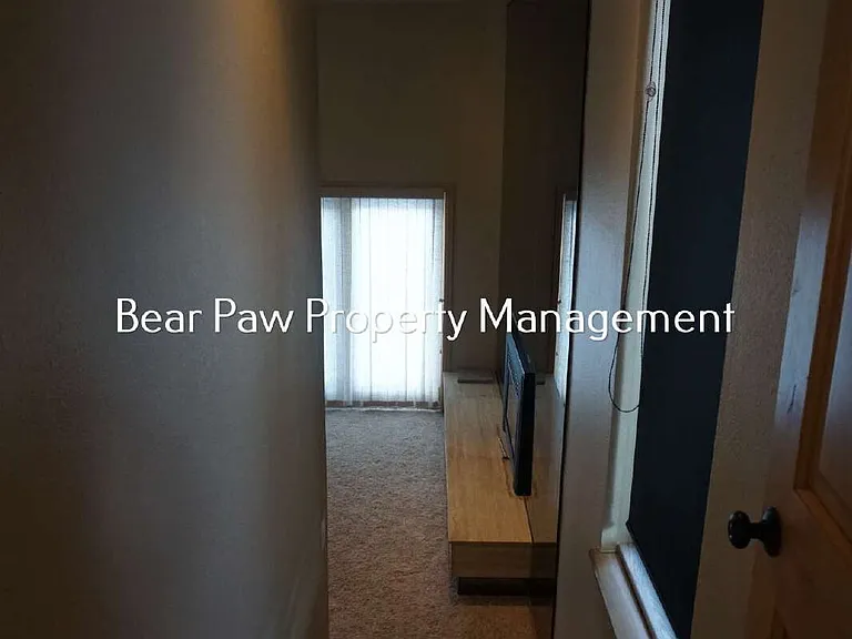 1617 Shooting Star Dr — Photo 18