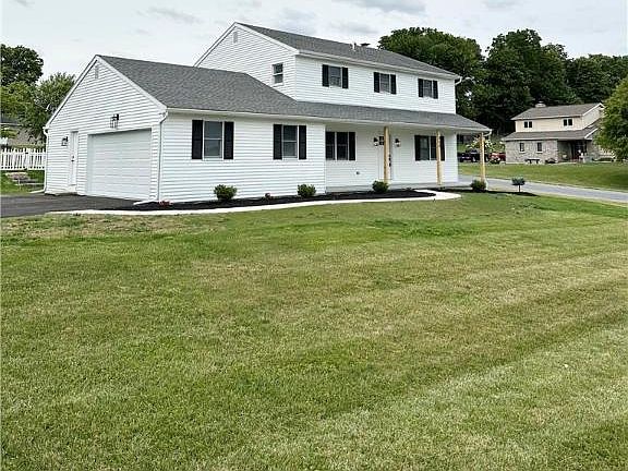 4th image of 559 Azelea Dr