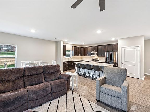 4th image of 3475 Chestnut Park Ln
