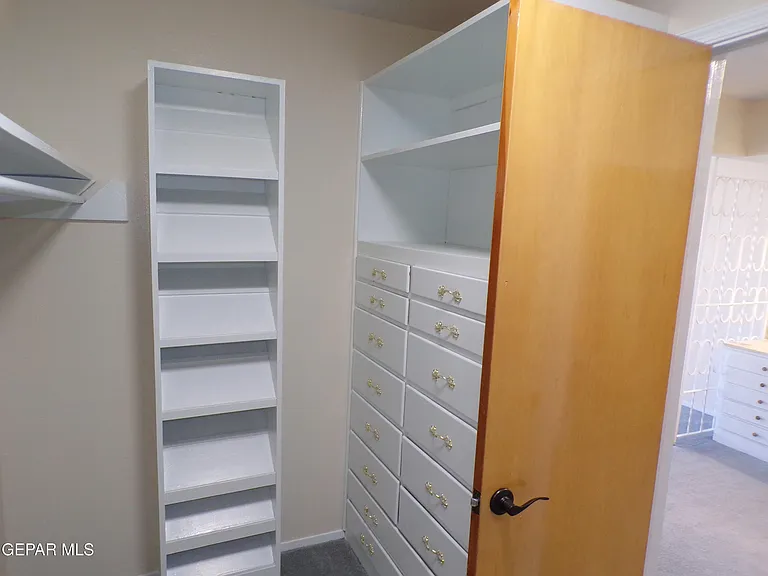 4820 Louisiana St — Photo 33