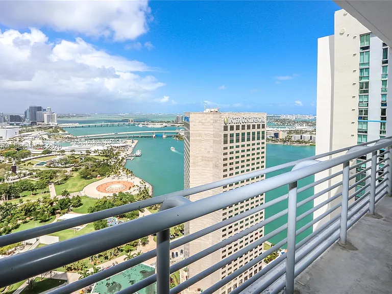 325 S Biscayne Blvd #3616 — Photo 2