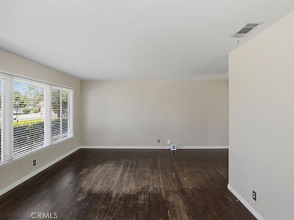 5th image of 4816 Sunnyside Dr