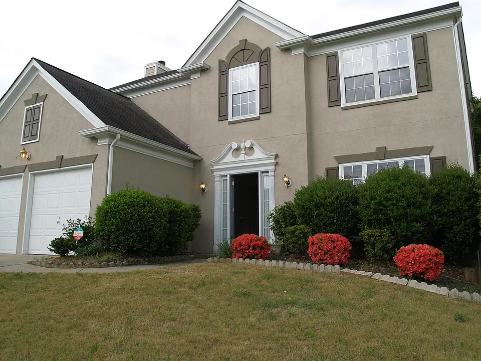 2105 Chattahoochee Dr