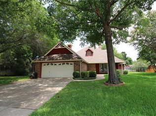 6101 Hedgeapple Ct, Arlington, TX 76001
