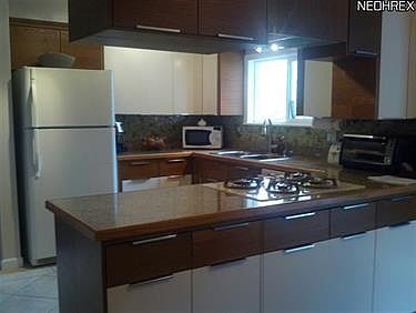 2nd image of 1268 Catherine Dr