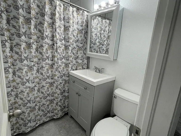4526 Federal Blvd — Photo 9