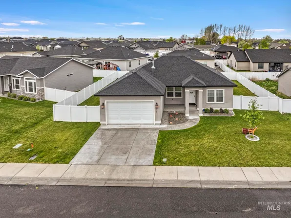 1362 Golden Pheasant Dr, Twin Falls, ID 83301
