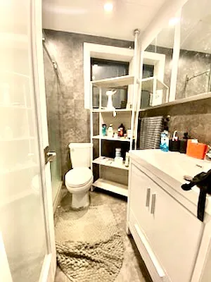 Rented by Bond New York | media 23