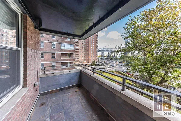 Sold by LoHo Realty | media 14