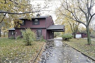 1st image of 9536 N 32nd St