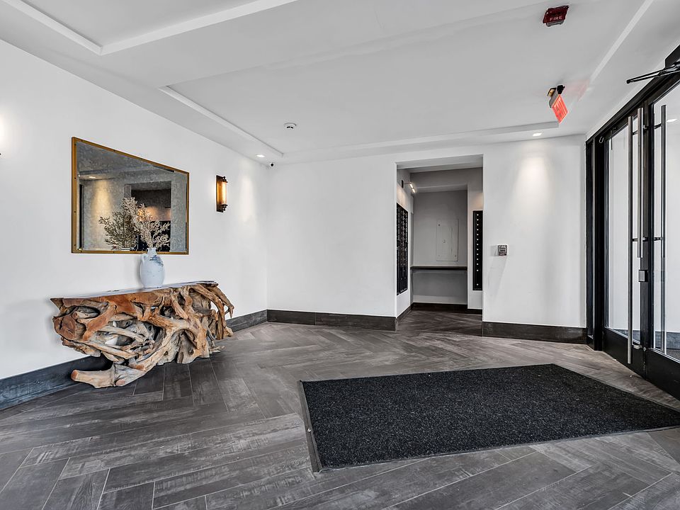 1st image of 10 Ocean Blvd APT 3D