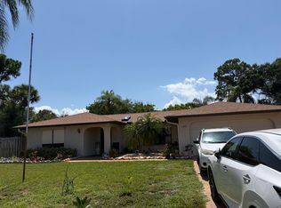 145 SE Fallon Dr, Port Saint Lucie, FL 34983