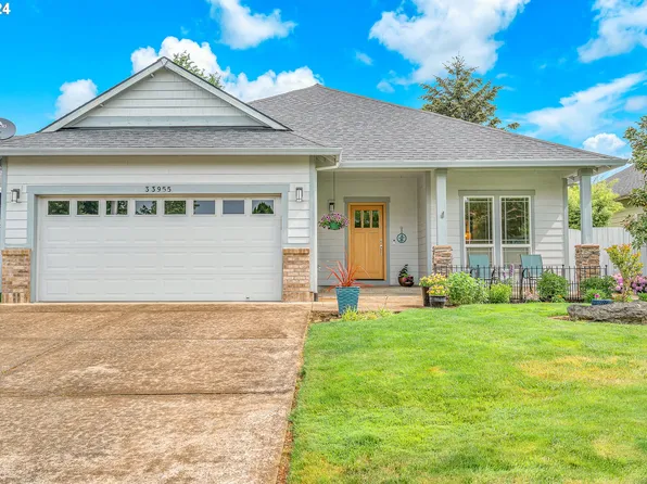 33955 SE Erika Ct, Scappoose, OR 97056