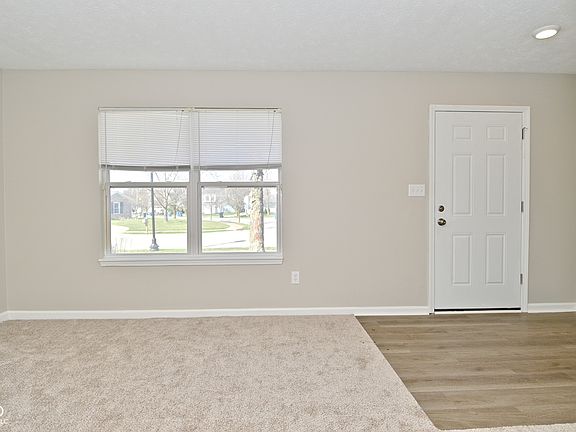 4th image of 18924 Planer Dr