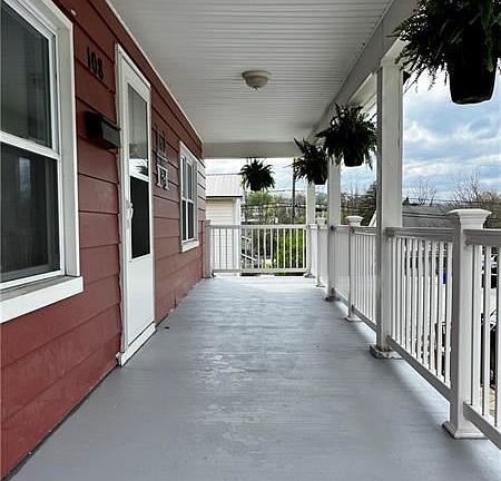 2nd image of 108 E Vine St