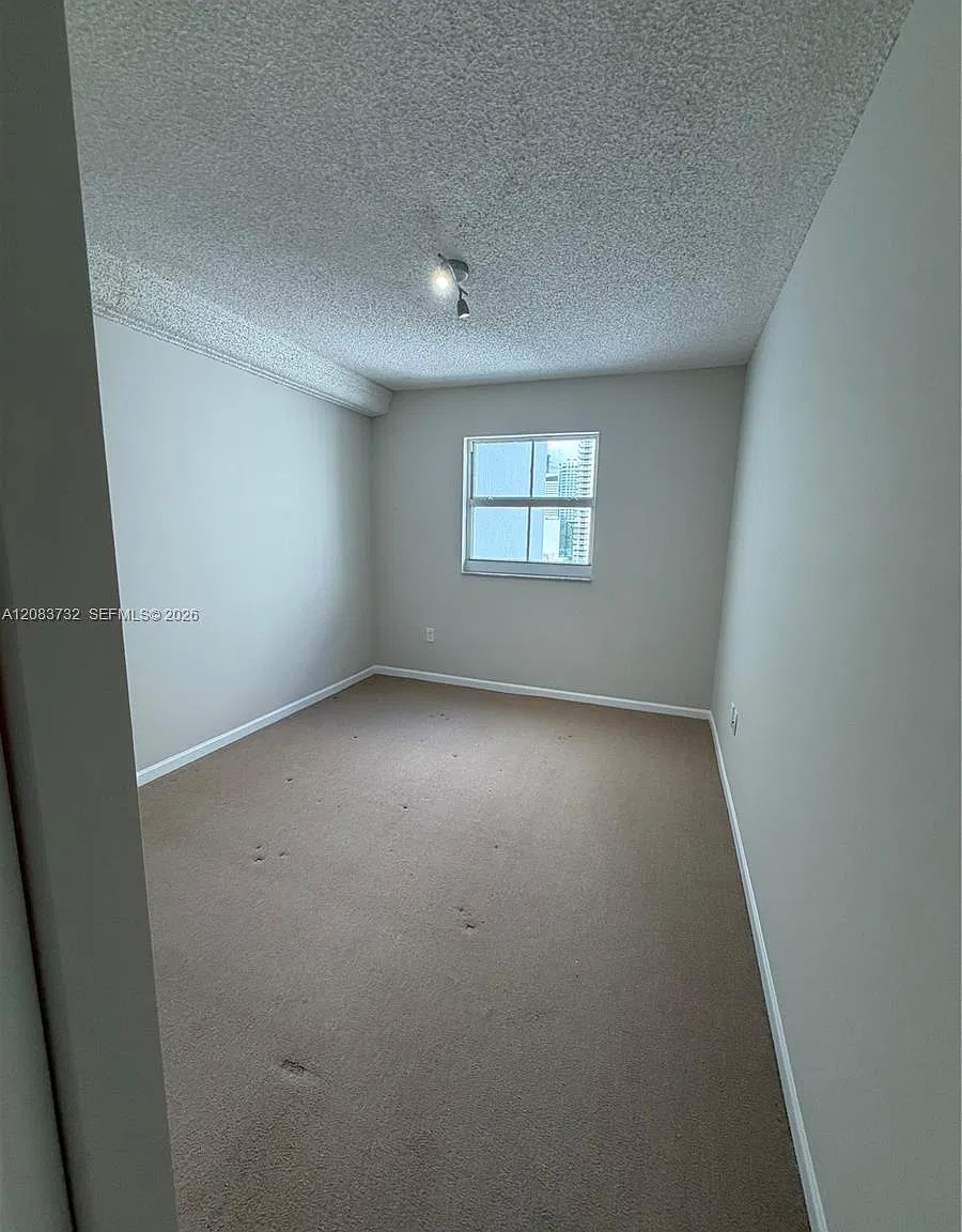 Fortune House Condo — Photo 4