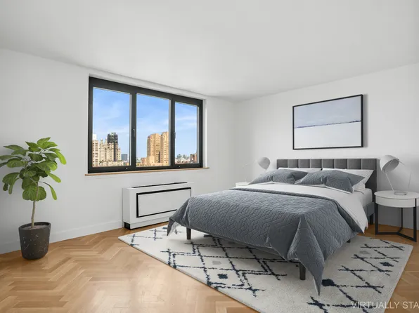 45 West 67th Street image 4 of 6