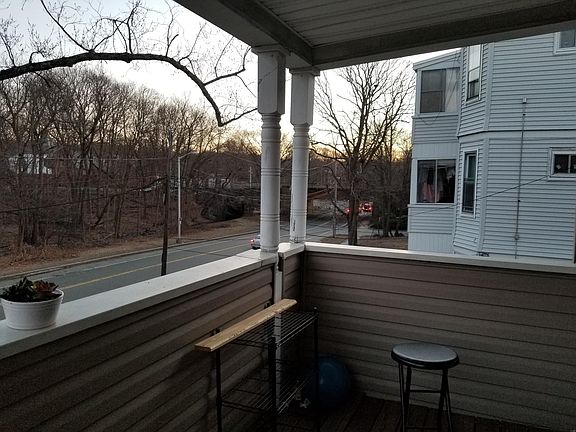 4th image of 417 Furnace Brook Pkwy #2