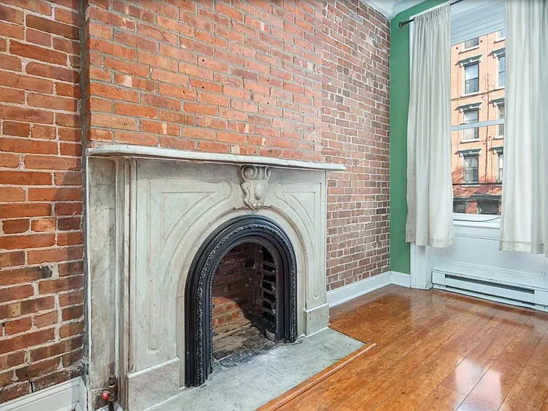 924 Garden St #2R — Photo 9