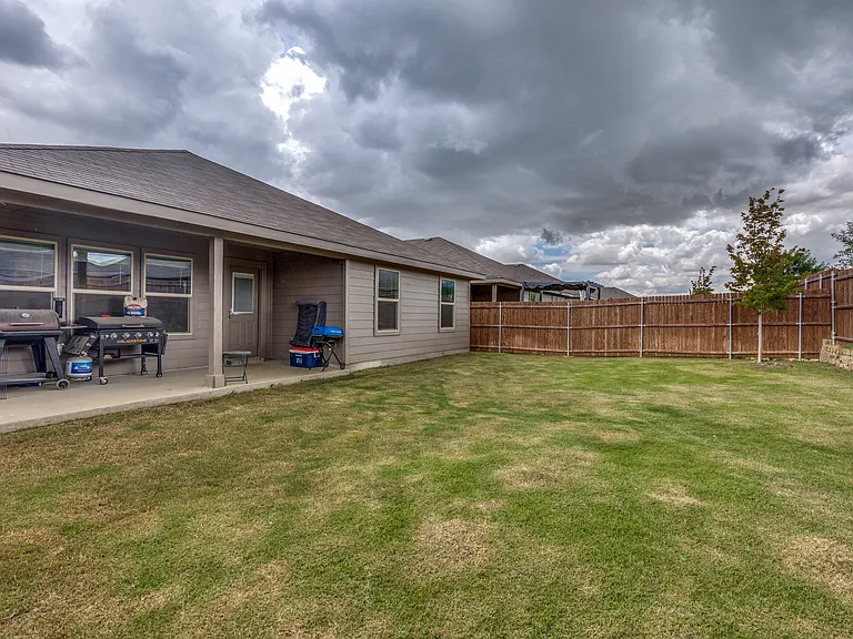 9509 Doverglen Dr — Photo 19