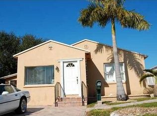 215 SW 17th St, Fort Lauderdale, FL 33315