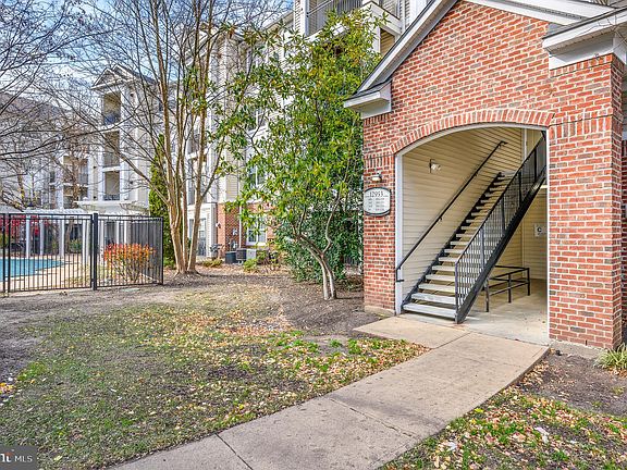2nd image of 12953 Centre Park Cir APT 219