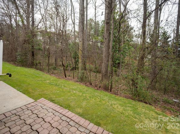 charlotte-north-carolina-65011711 picture