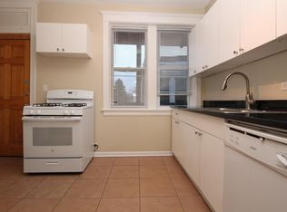2805 N Kedzie Ave #2, Chicago, IL 60618