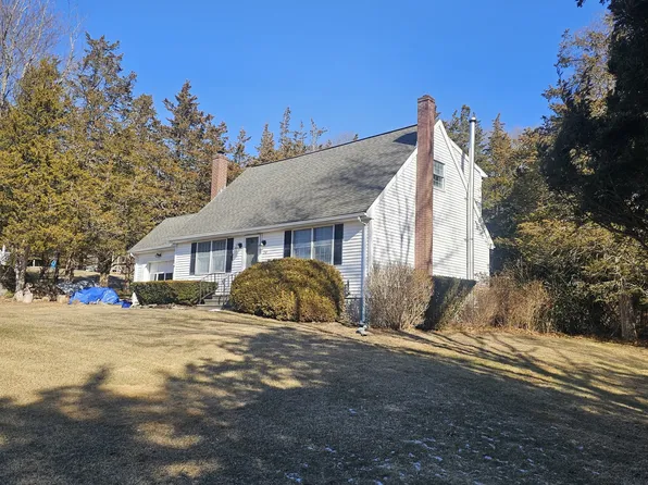 34 Pachaug River Drive, Griswold, CT 06351