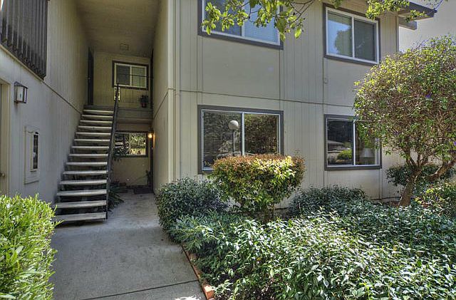 1st image of 118 Flynn Ave APT B