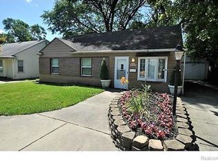 4407 W Forteen Mile Rd, Royal Oak, MI 48073