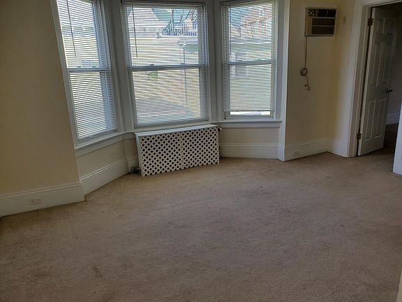 5th image of 84 N Washington St #231