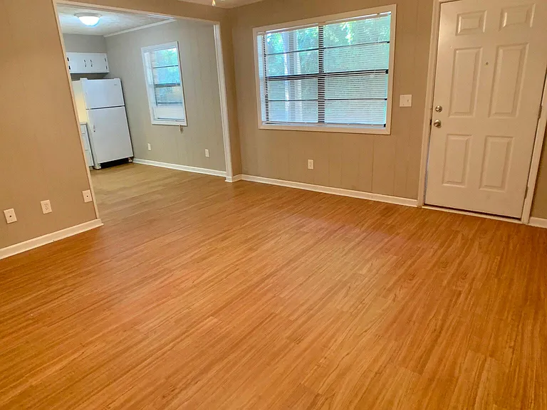 837 N Gay St #5 — Photo 4