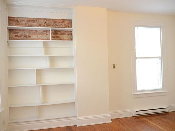 4th image of 1926 Floyd Ave #2B