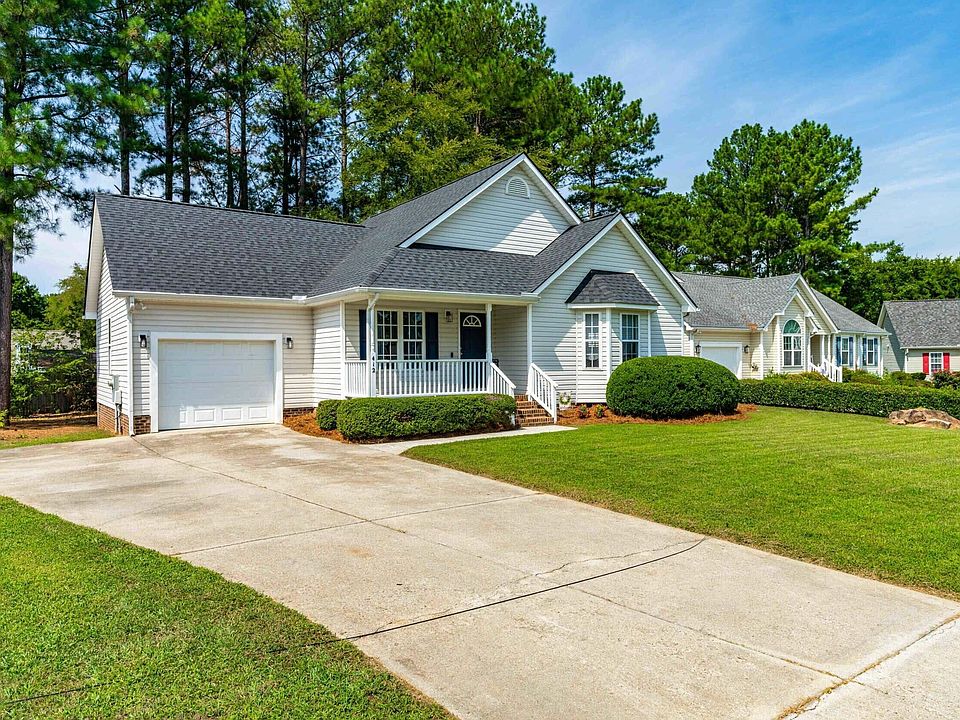 1st image of 412 Groveton Trl