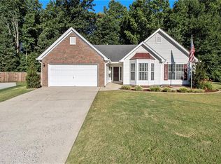 3266 Harmon Ridge Ct, Buford, GA 30519