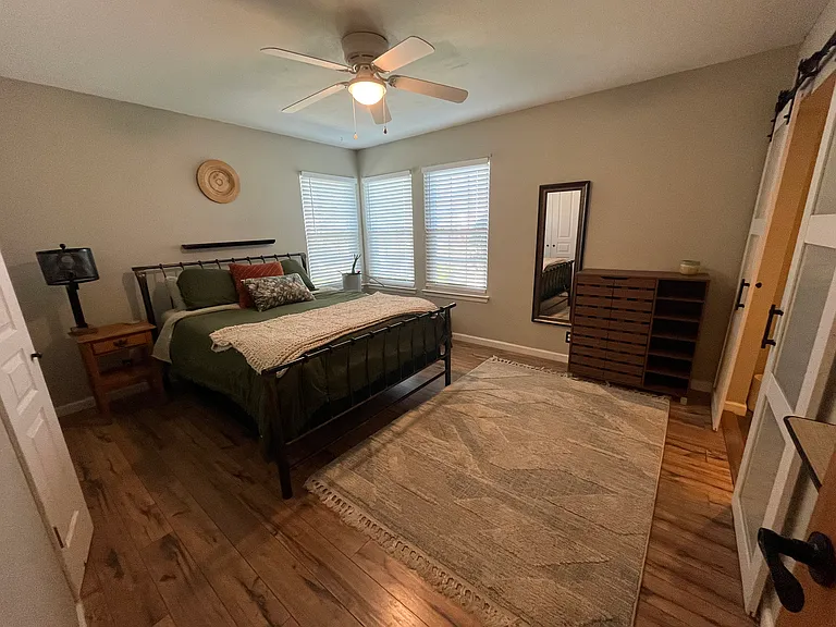 5803 W Gate Blvd #B — Photo 12