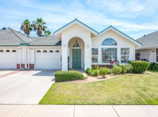 1727 E Morningstar Ln, Fresno, CA