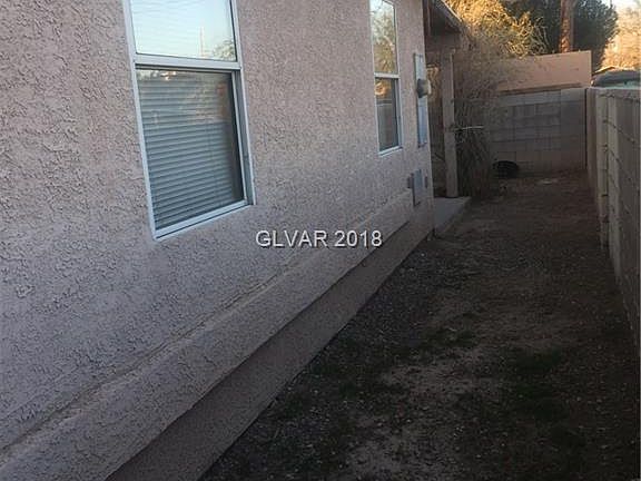 4th image of 3448 Center Dr