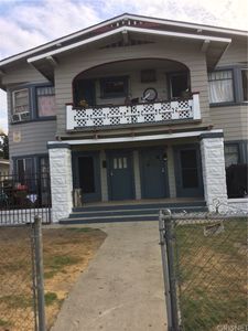 860 W 47th St, Los Angeles, CA, 90037