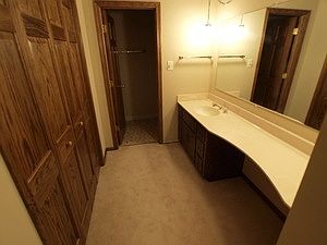 3rd image of 17601 Redwood Ln