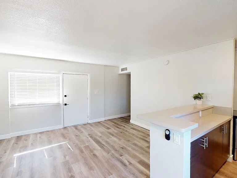 1712-1724 E Ocotillo Rd — Photo 59