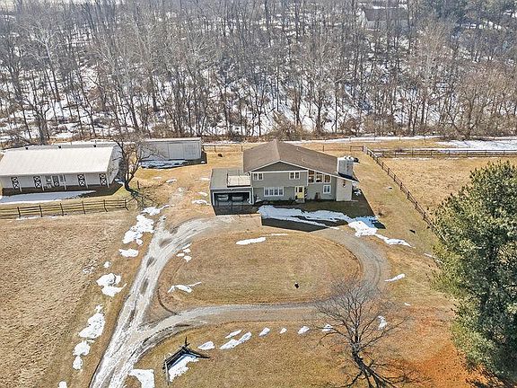 2nd image of 534 Charming Forge Rd