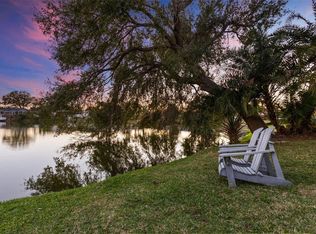 10274 Blossom Trl, Seminole, FL 33772
