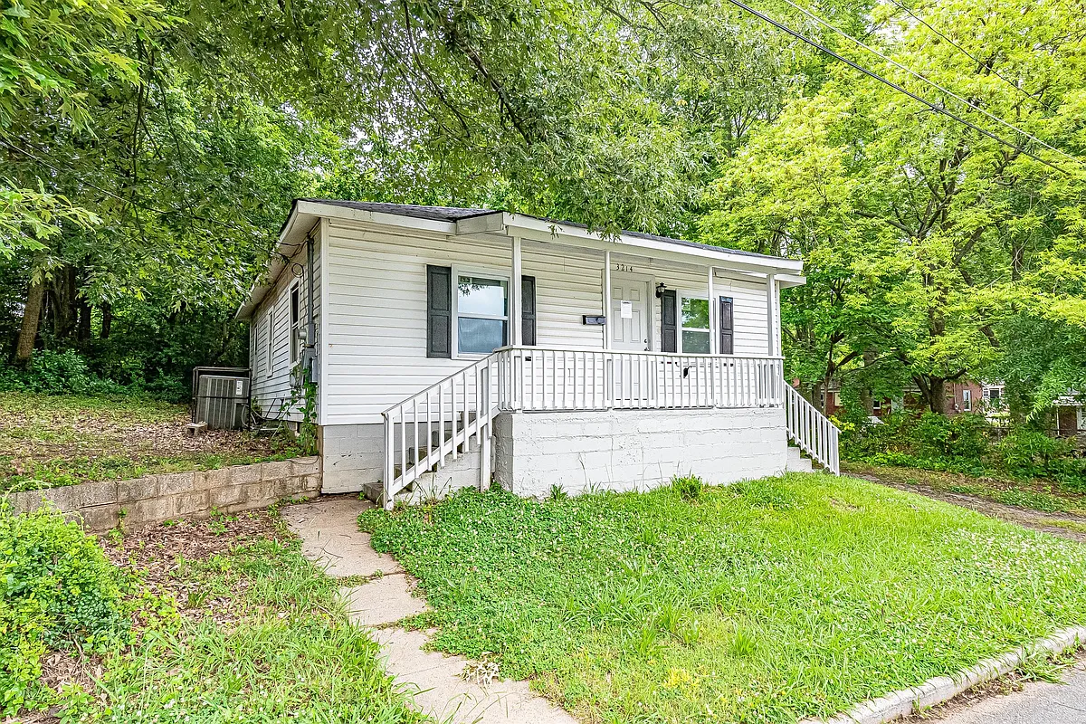 Building Photo - 3214 Kalynne St