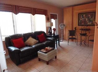 1050 Pennsylvania Ave APT 14, Miami Beach, FL 33139